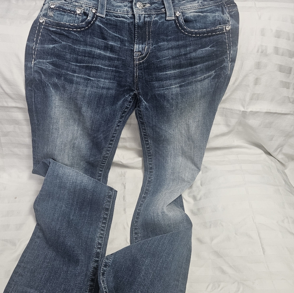 Miss Me Easy Boot Jean - Picture 2 of 4